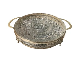 DIVIDED GLASS SERVING DISH - HORS D'OEUVREL 5 SEGMENTS IN SILVER PLATE TRAY - Picture 1 of 5