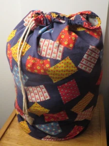 Vintage Sleeping Bag Patchwork Groovy Retro 60s 70s 32" x 58” Blue - Picture 1 of 5