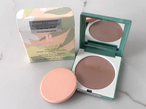 Clinique Stay-Matte Sheer Pressed Powder Oil-Free 03 STAY BEIGE - Picture 1 of 2
