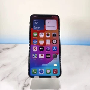 Apple iPhone 11 Pro Max 64 Go débloqué gris sidéral - Photo 1 sur 5