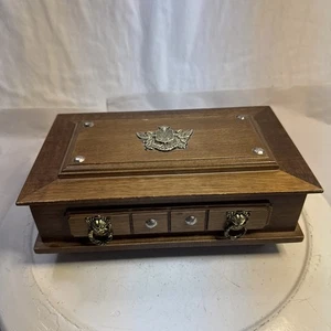 S. Sper Bijou Holz Schmuckkästchen Samt gefüttert Messing Löwenkopf Gothic Mittelalter MCM - Bild 1 von 10