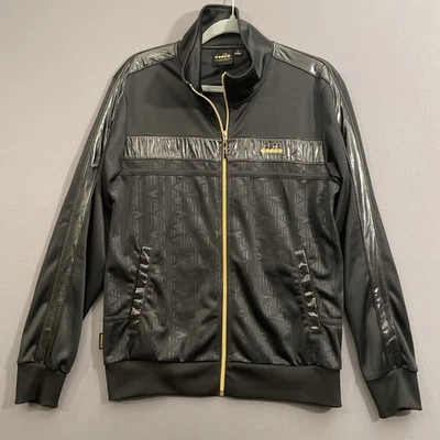 Chaqueta De Colección Diadora Track Hombres Talla M Negra/Dorada Bordada Salón de la Fama 1948 *RARA Foto 1 de 4
