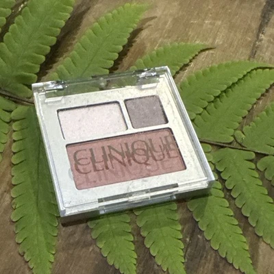 Clinique All About Eye Shadow Duo Rock Violet & Angel Eyes Smoldering Plum Blush - Image 1 of 4