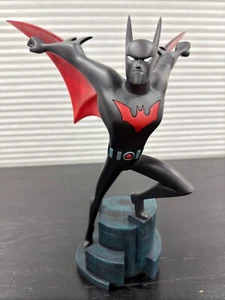 Batman Beyond Maquette Warner Bros. Studio Store 461170064009 #1691 of 2500 - Picture 1 of 17