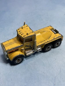 Matchbox 1981 Dirty Dumper Peterbilt Dump Truck Yellow 1:80 Vintage Diecast - Picture 1 of 3