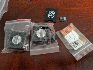 Raspberry Pi 16GB Micro SD + coolers and heatsink 2, 3, 3b, + read details - Afbeelding 1 van 6