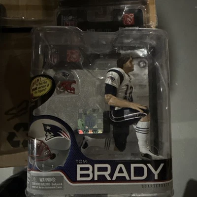 McFarlane Toys Tom Brady NFL Series 27 Kneeling White Jersey 2011, 1 of 2000 - Image 1 of 4