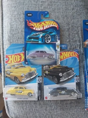 风火轮 1948 雪佛兰 Fleetline 低骑手 月亮眼睛 批量 全新带盒 — 第 1/4 张图片