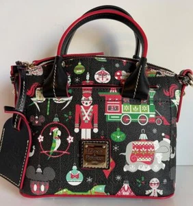 Bolso Bandolera Disney Dooney & Bourke Holiday Anual Portapases Nuevo con Etiquetas - Imagen 1 de 6