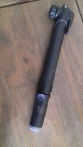 Kompakte Fahrradpumpe - 26 cm lang - Bild 1 von 2