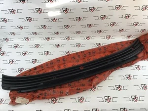 REJILLA LIMPIA PARABRISAS ALFA ROMEO ALFA 33 (905) 83-89 REF OEM 60504263 - Imagen 1 de 8