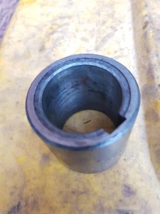Arbor mandrel spacer wheel, ID 1-1/2 OD 2-1/8" height 2" slotted keyway 3/8" - Imagen 1 de 1