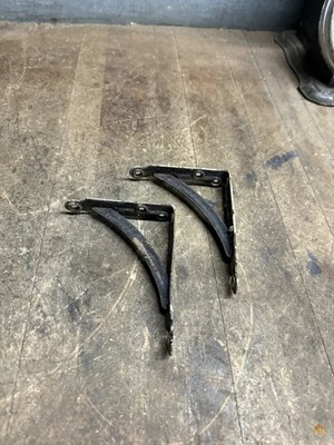 Juego de soportes de estante de pared de metal antiguo vintage a juego par de herrajes piezas de decoración EE. UU. Foto 1 de 4