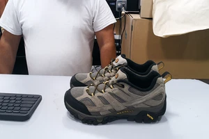 UsedLikeNew - Merrell Mens Moab 3 Vent Hiking Shoe, Walnut, 12.5 - Picture 1 of 5