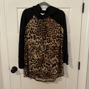 Lularoe Amber hoodie retail $42 - XL - Item#128 - Picture 1 of 9