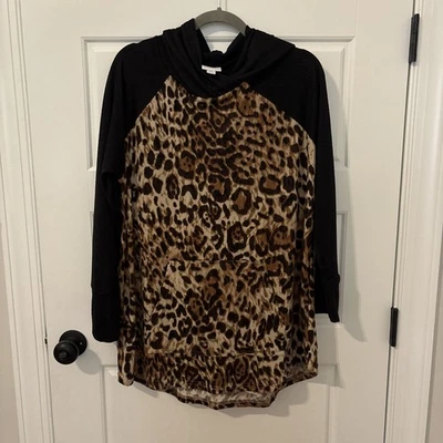 Lularoe Amber hoodie retail $42 - XL - Item#128 - Image 1 of 4
