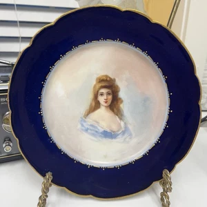 Antiguo plato de porcelana Limoges Guerin azul cobalto pintado a mano retrato mujer - Imagen 1 de 6