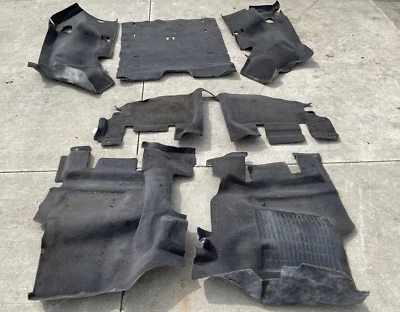 2 передних 1 средних и 3 задних агатовых серых ковровых покрытия в комплекте 97–02 для Jeep TJ Wrangler - Изображение 1 из 4