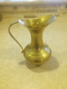 Vintage Solid Brass Water Pitcher 8.5 Inches Tall Made in India (24 Ounces) - Picture 1 of 5