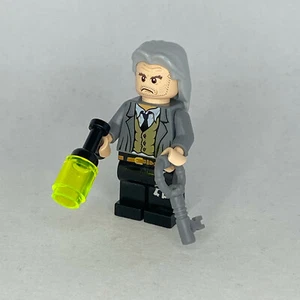 Argus Filch minifigure LEGO Harry Potter Hogwarts Castle 4842 - Picture 1 of 3