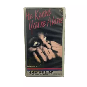 Er weiß, dass du allein bist VHS Horror Don Scardino Caitlin O'Heaney MGM Vintage - Bild 1 von 5