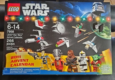 LEGO Star Wars: Star Wars Advent Calendar (7958) NISB Santa Yoda Minifig! - Image 1 of 4