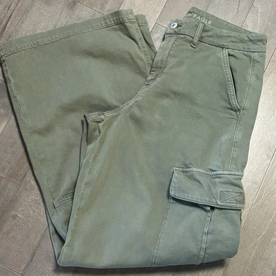 American Eagle Green Women 8 High Rise Baggy Wide Leg Stretch Cargo Pants Y2K - Image 1 of 4