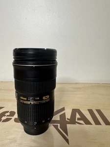 📸 Nikon NIKKOR AF-S 24-70mm f/2.8G ED Lens - Picture 1 of 3