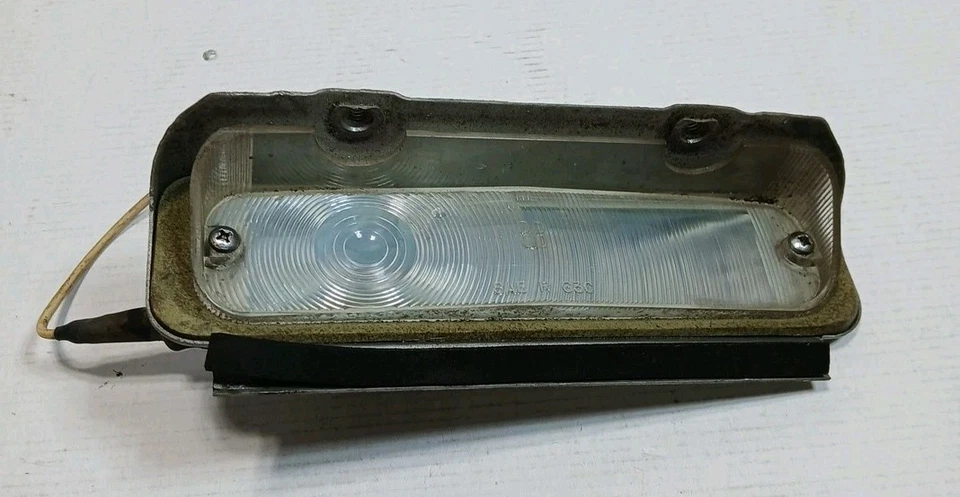 克莱斯勒 1963 透明停车镜头总成纽约客 Newport 右握(乘客侧) — 第 1/4 张图片