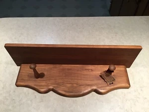 Vintage 18" x 5” Hand Crafted Wooden Wall Shelf + 2 Pegs w Plate Ridge - Picture 1 of 10