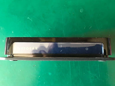 NETGEAR Push2TV HD-TV Adapter for Intel Wireless Display PTV2000 - wireless... - Image 1 of 2