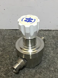 NOS GO Regulator UPR7-1AK2D8I111 0-250 PSIG - Picture 1 of 7