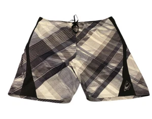 O'Neill men's shorts size 40 black stripe drawstring waist polyester- Pre Owned - Picture 1 of 9