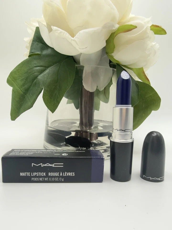 MAC Matte Lipstick  - MATTE ROYAL 620 - Full size 0.1 oz / 3g Brand New in Box - Image 1 of 1