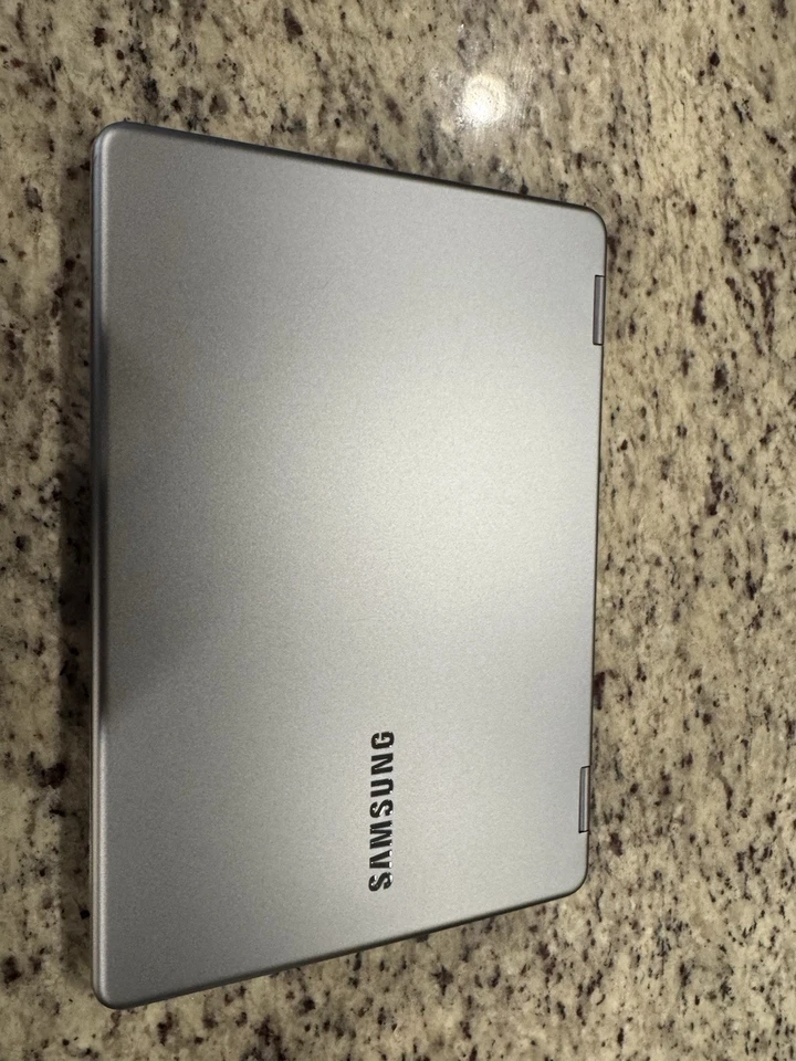 Portátil Samsung 7 Spin 2 en 1 13,3" con pantalla táctil - plateado Foto 1 de 4