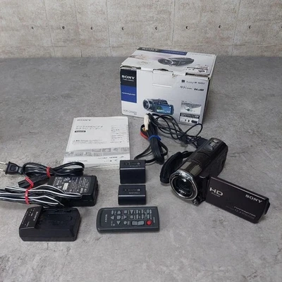 SONY HDR-CX560V camcorder used junk - Image 1 of 4
