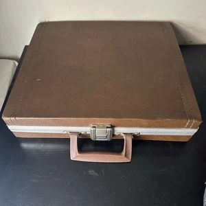 Vintage Savoy 30 Cassette Tape Case Holder Brown Briefcase Style - Picture 1 of 6