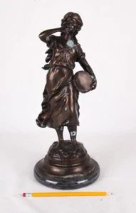 L&F Moreau Bronze Sculpture, "Chanteur Des Rues" (Street Singer), 15" tall - Picture 1 of 10