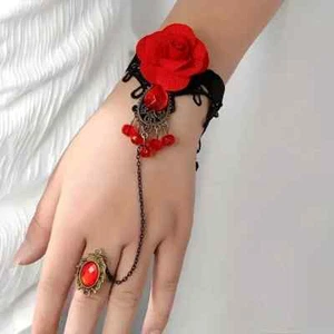 Pulsera guante vintage de encaje rosa roja sin dedos con encaje negro y cuentas rojas - Imagen 1 de 2