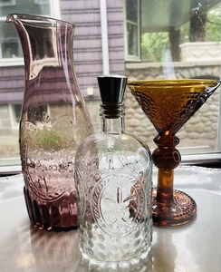 Zrike Fleur De Lis Carafe Martini & Bottle Metal Stopper Renaissance Glass Mix-3 - Picture 1 of 20