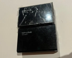 Lot of 2 TP-Link TL-POE150S Gigabit PoE Injectors - Picture 1 of 3