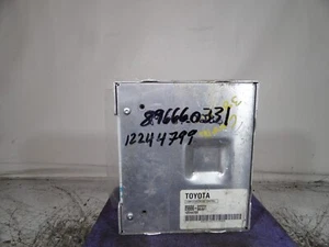 Toyota Corolla 2004 computadora ECM 89666-02331 - Imagen 1 de 7