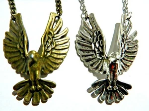 FLYING BIRD NECKLACE hawk dove parrot falcon eagle wings pendant animal C2 - Picture 1 of 7