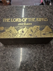 THE LORD OF THE RINGS AUDIO TAPE BOX SET (13 TAPES) *COLLECTORS EDITION * - Picture 1 of 3