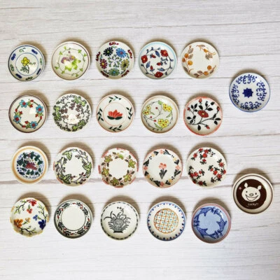 2 Stück Puppenhaus Miniatur Küchengeschirr Maßstab 1:6 Porzellan Teller Zubehör - Bild 1 von 4