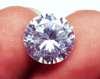 Cambodian White Zircon Round Shape 4.70 Ct Loose Gemstone With Free Gift - Image 1 of 4