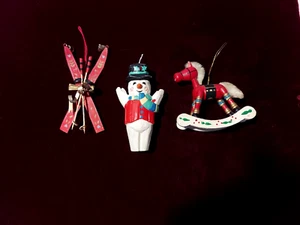 3 Vintage Snowman, Russ Rocking Horse & Skis Christmas Holiday Wooden Ornaments - Picture 1 of 10