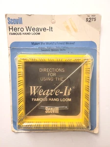 VINTAGE SCOVILL HERO WEAVE-IT - 4 INCH HAND LOOM - BRAND NEW OLD STOCK SEALED - Picture 1 of 2