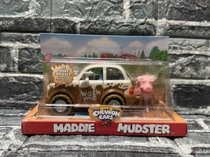 Chevron Cars Maddie Mudster with Pig Finger Puppet 2004 NIB COLLECTOR MUD CAR#15 - Picture 1 of 6