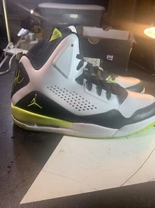 2013 Nike Air Jordan SC3 "Volt" White Basketball Shoes Size 11 / New With Box - Picture 1 of 12